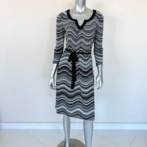 Women black/white striped dress size 12